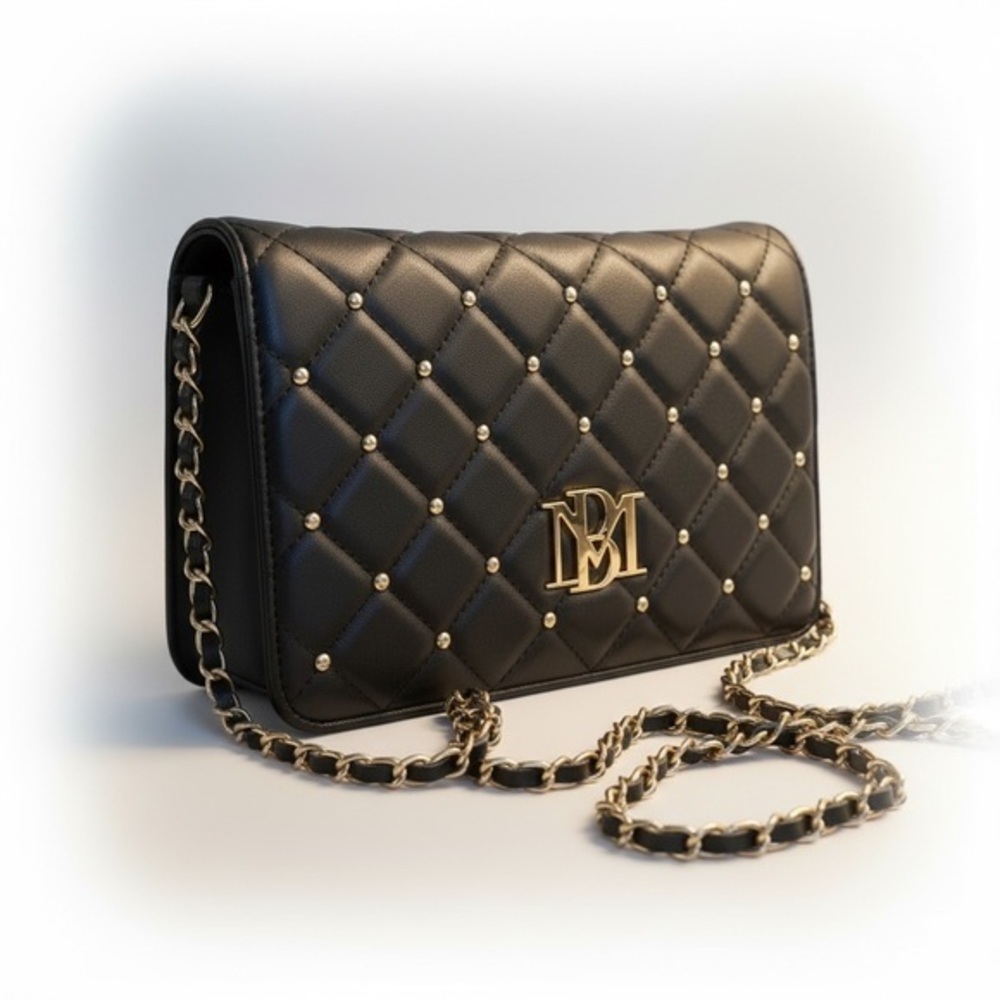 💗 NWT Badgley Mischka Quilted Crossbody with Gold Studs & Chain Strap ✨